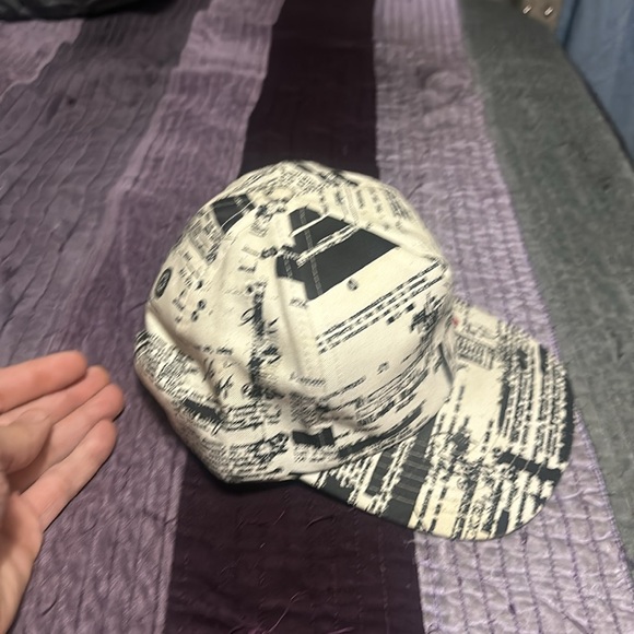Supreme FBI cap preowned cond worn heavily - Picture 2 of 4